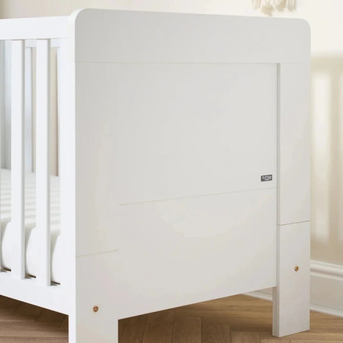 Tutti Bambini Alba Mini Cot Bed - Essentials White | Luxury Home Accessories | Heulog Glow