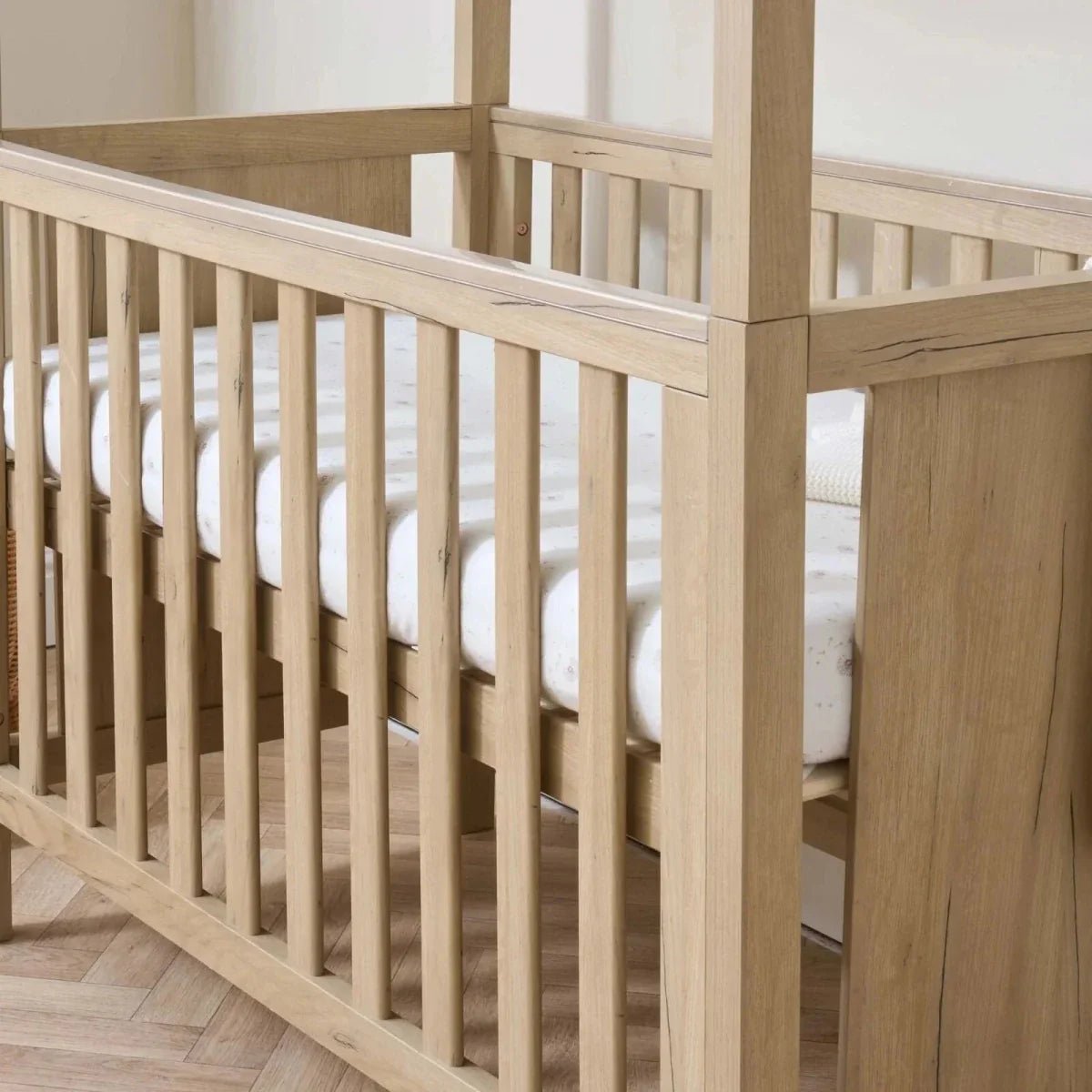 Tutti Bambini Casa 3-in-1 Cot Bed 120x60cm - Harvest Oak | Luxury Home Accessories | Heulog Glow