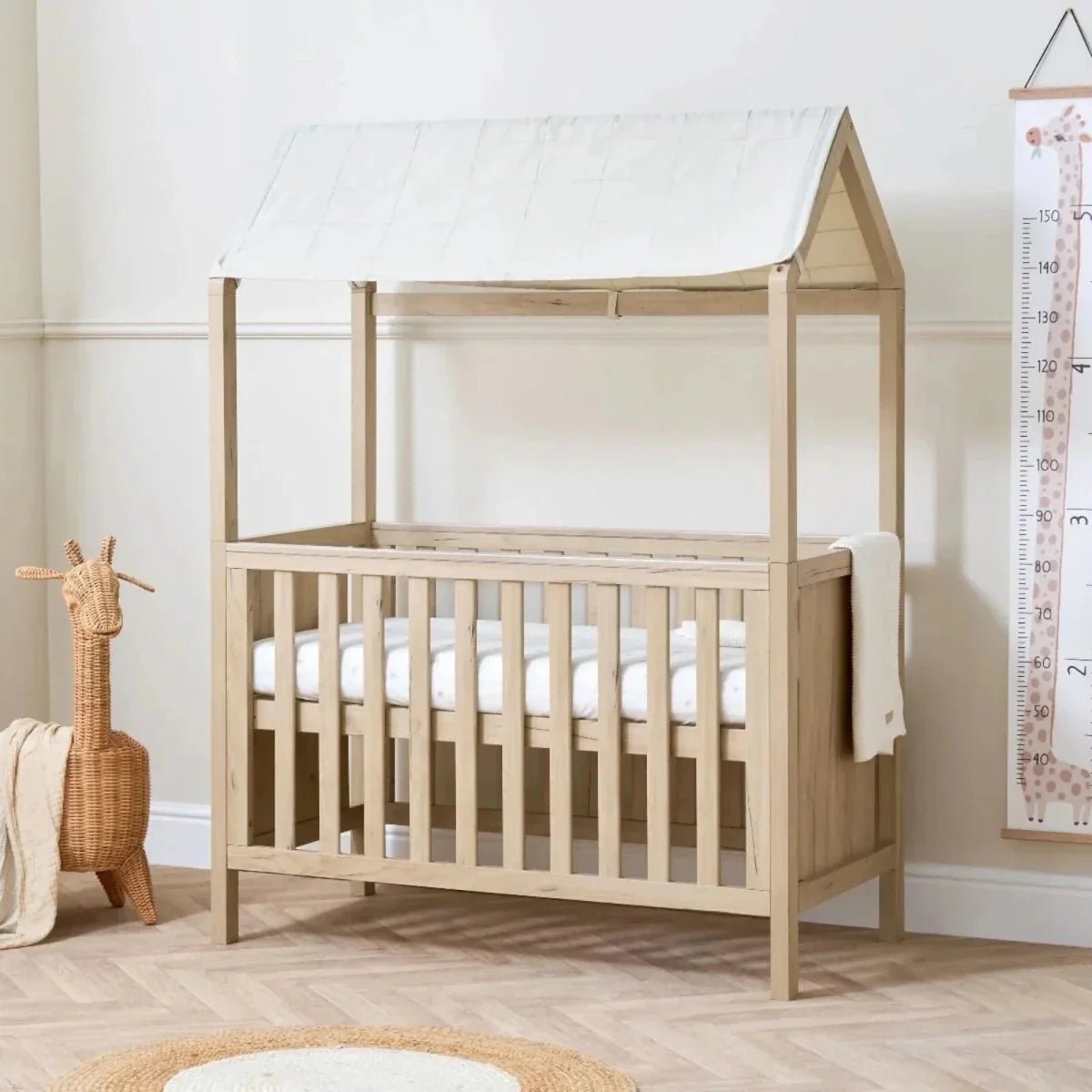 Tutti Bambini Casa 3-in-1 Cot Bed 120x60cm - Harvest Oak | Luxury Home Accessories | Heulog Glow