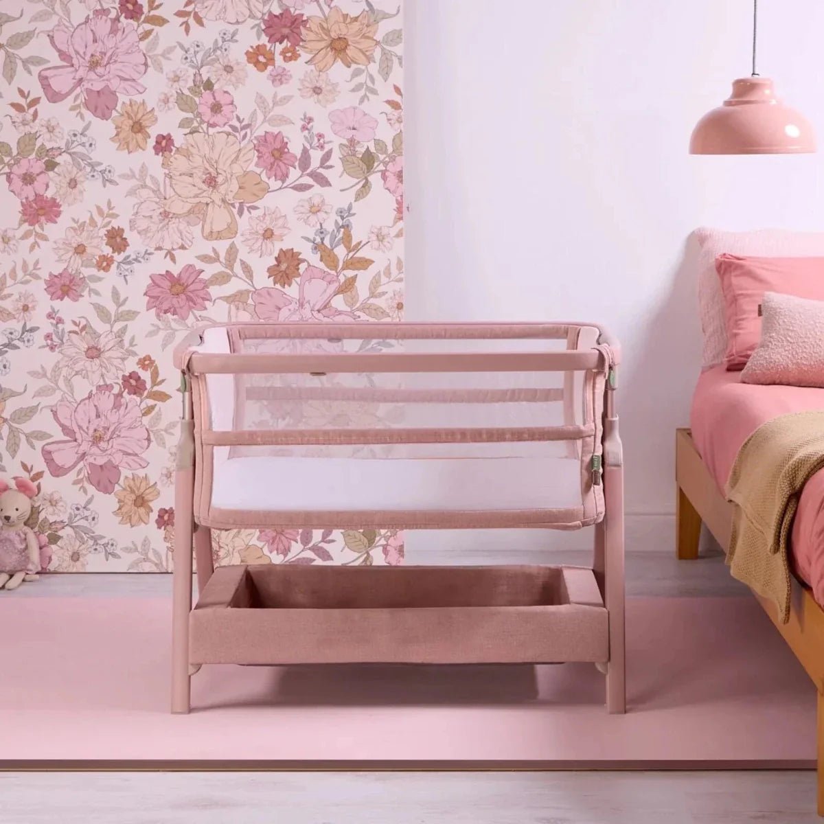 Tutti Bambini CoZee Zen Bedside Crib - Blush | Luxury Home Accessories | Heulog Glow