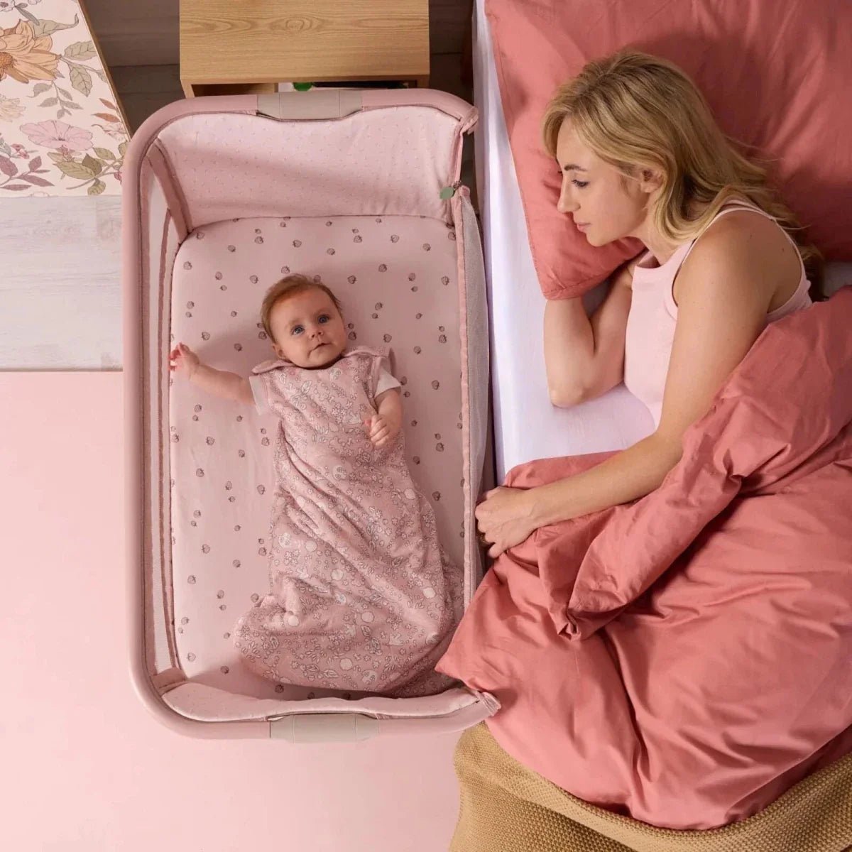 Tutti Bambini CoZee Zen Bedside Crib - Blush | Luxury Home Accessories | Heulog Glow