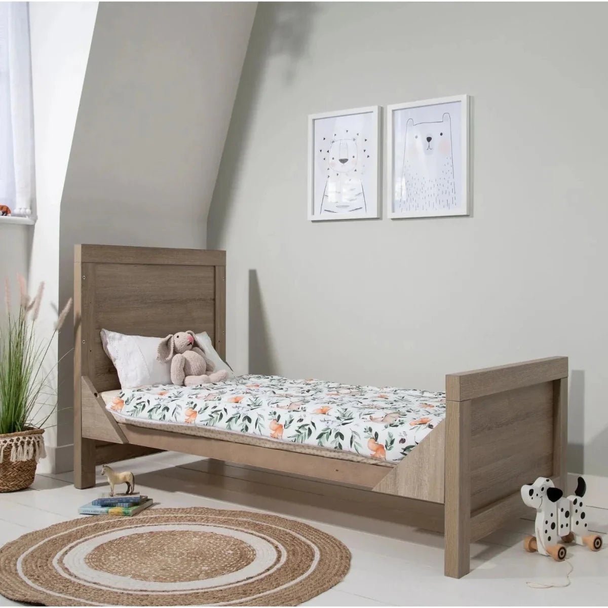Tutti Bambini Modena 3-in-1 Cot Bed - Oak | Luxury Home Accessories | Heulog Glow