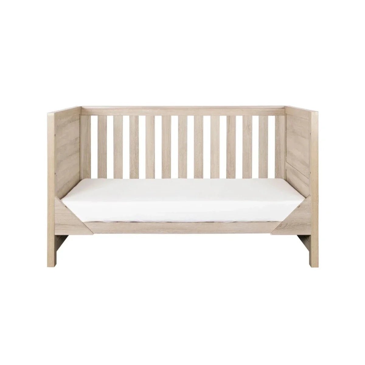 Tutti Bambini Modena 3-in-1 Cot Bed - Oak | Luxury Home Accessories | Heulog Glow