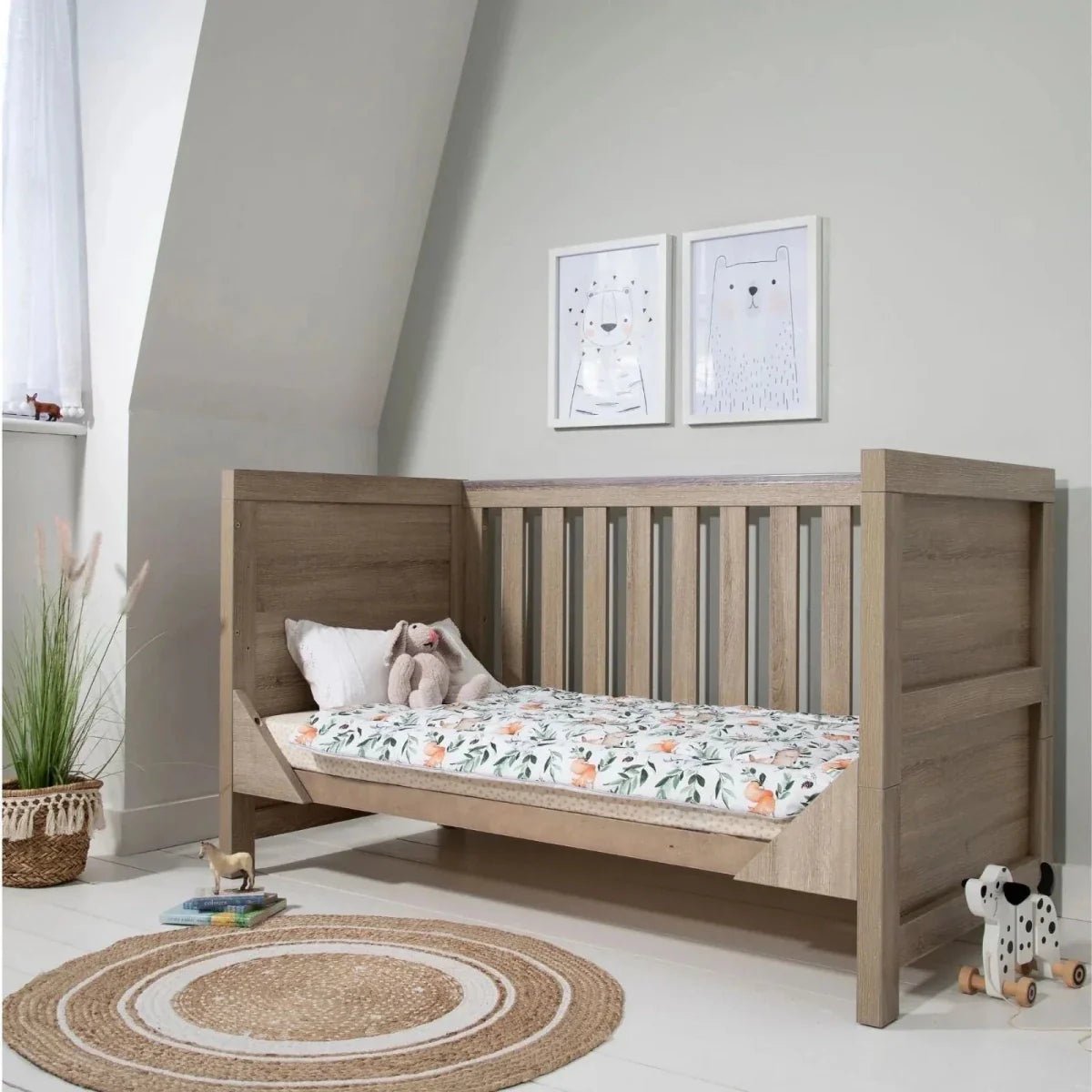 Tutti Bambini Modena 3-in-1 Cot Bed - Oak | Luxury Home Accessories | Heulog Glow