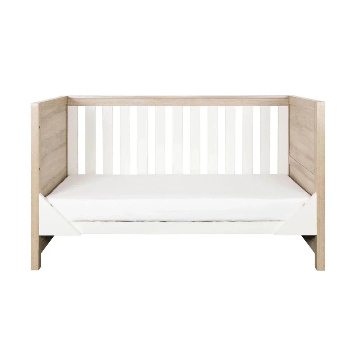 Tutti Bambini Modena 3 pcs Room Set - White/Oak | Luxury Home Accessories | Heulog Glow