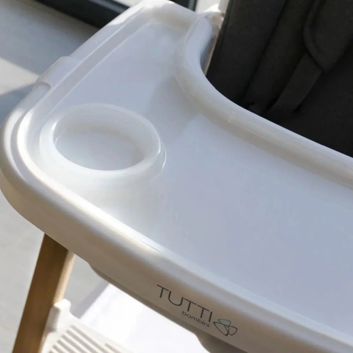 Tutti Bambini Nova Evolutionary Highchair - Grey/Oak | Luxury Home Accessories | Heulog Glow