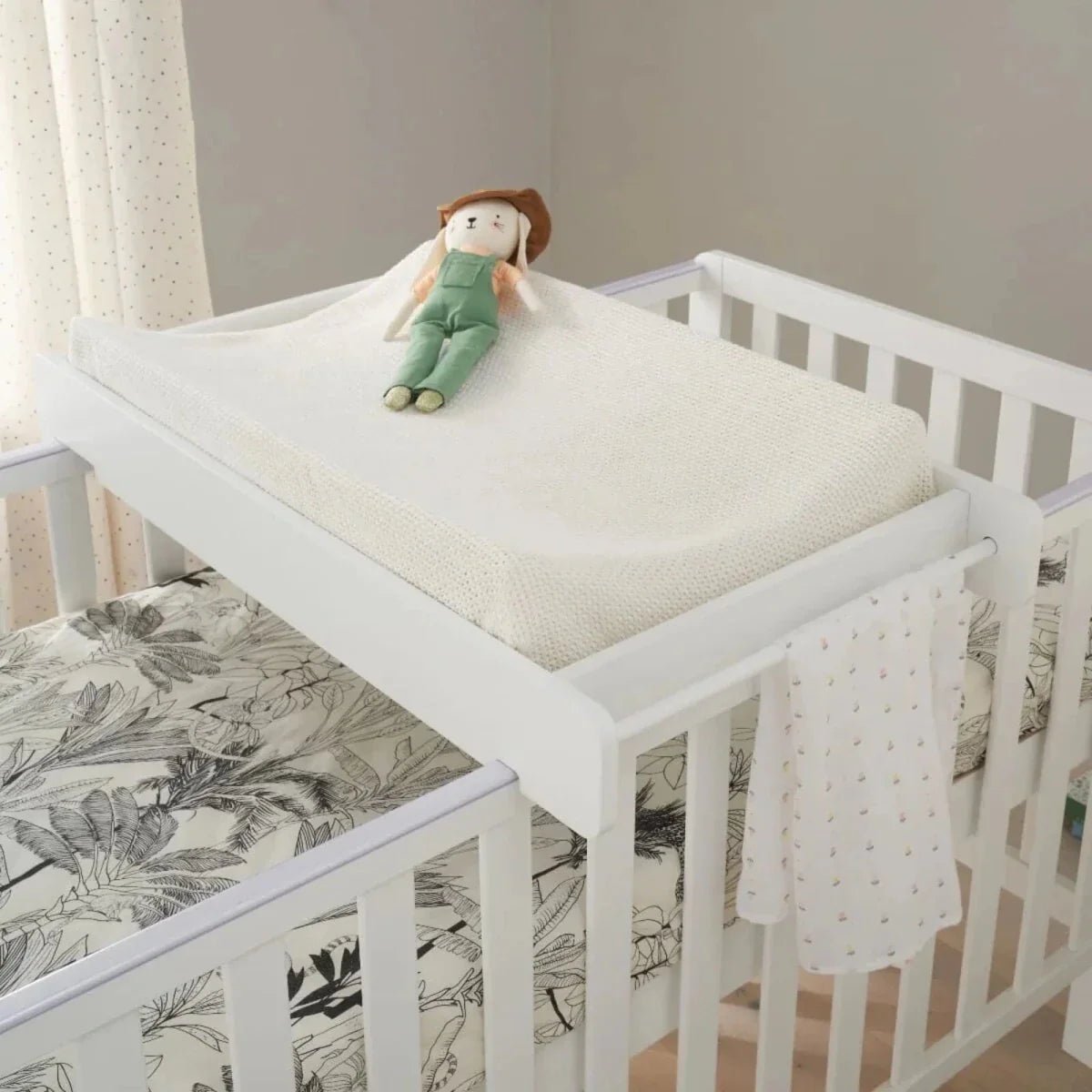Tutti Bambini Universal Cot Top Changer - White | Luxury Home Accessories | Heulog Glow