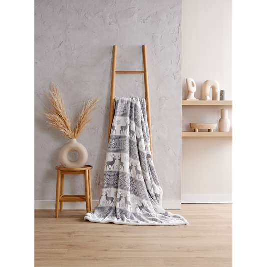 Cozy Nordic Sherpa Fleece Throw - Luxurious & Snuggly Blanket for All!