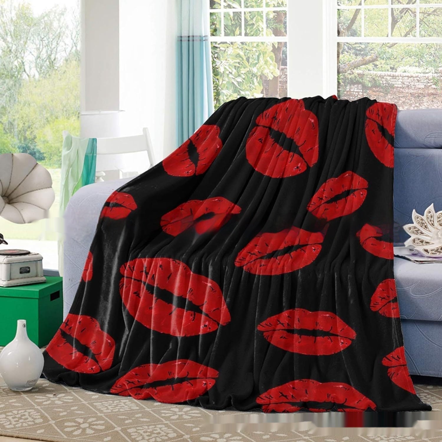 Valentine's Day Gift Small Love Holiday Gift Christmas Flannel Blanket | Luxury Home Accessories | Heulog Glow
