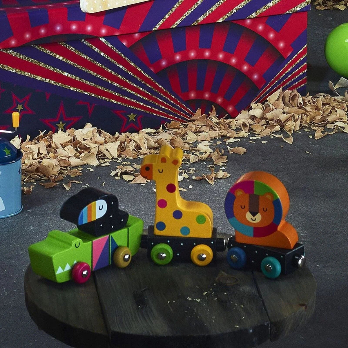 Vilac Andy Westface Animals' Train | Luxury Home Accessories | Heulog Glow
