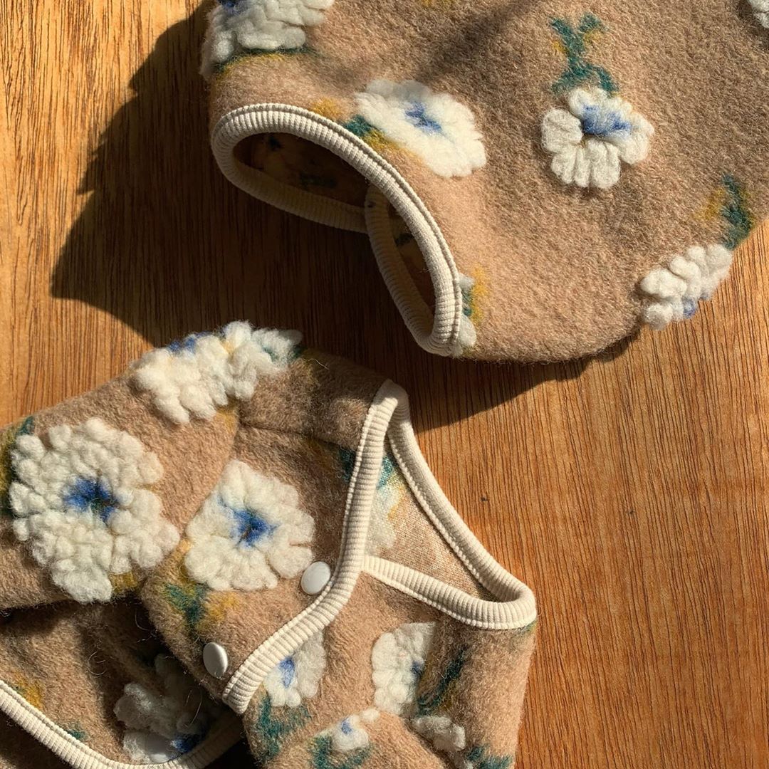 Warm Lamb Woolen Flower Vest Jacket Dog Sweater Warm Pet Clothes | Luxury Home Accessories | Heulog Glow