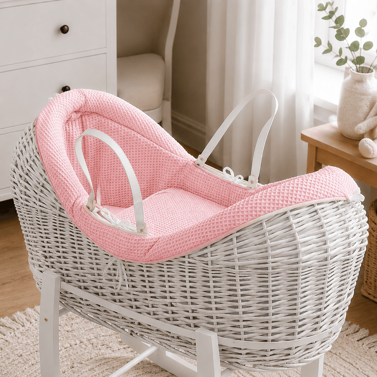 Wicker Deluxe Pod Baby Moses Basket With Stand | Luxury Home Accessories | Heulog Glow
