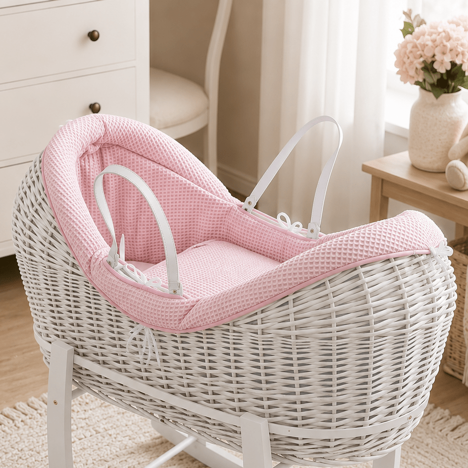 Wicker Pod Baby Deluxe Moses Basket-No stand included | Luxury Home Accessories | Heulog Glow