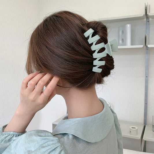 Women's Large Simplicity Grip Frosted Hair Clip | Luxury Home Accessories | Heulog Glow