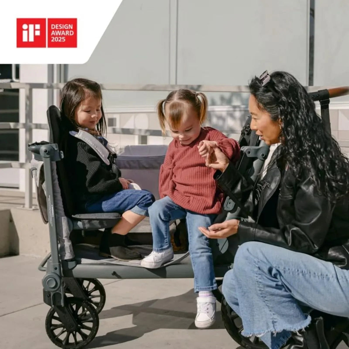 Wonderfold L2 Quad Stroller Wagon - Black | Luxury Home Accessories | Heulog Glow