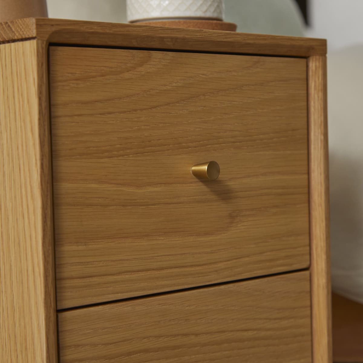 Wright Narrow Oak Bedside Table | Luxury Home Accessories | Heulog Glow