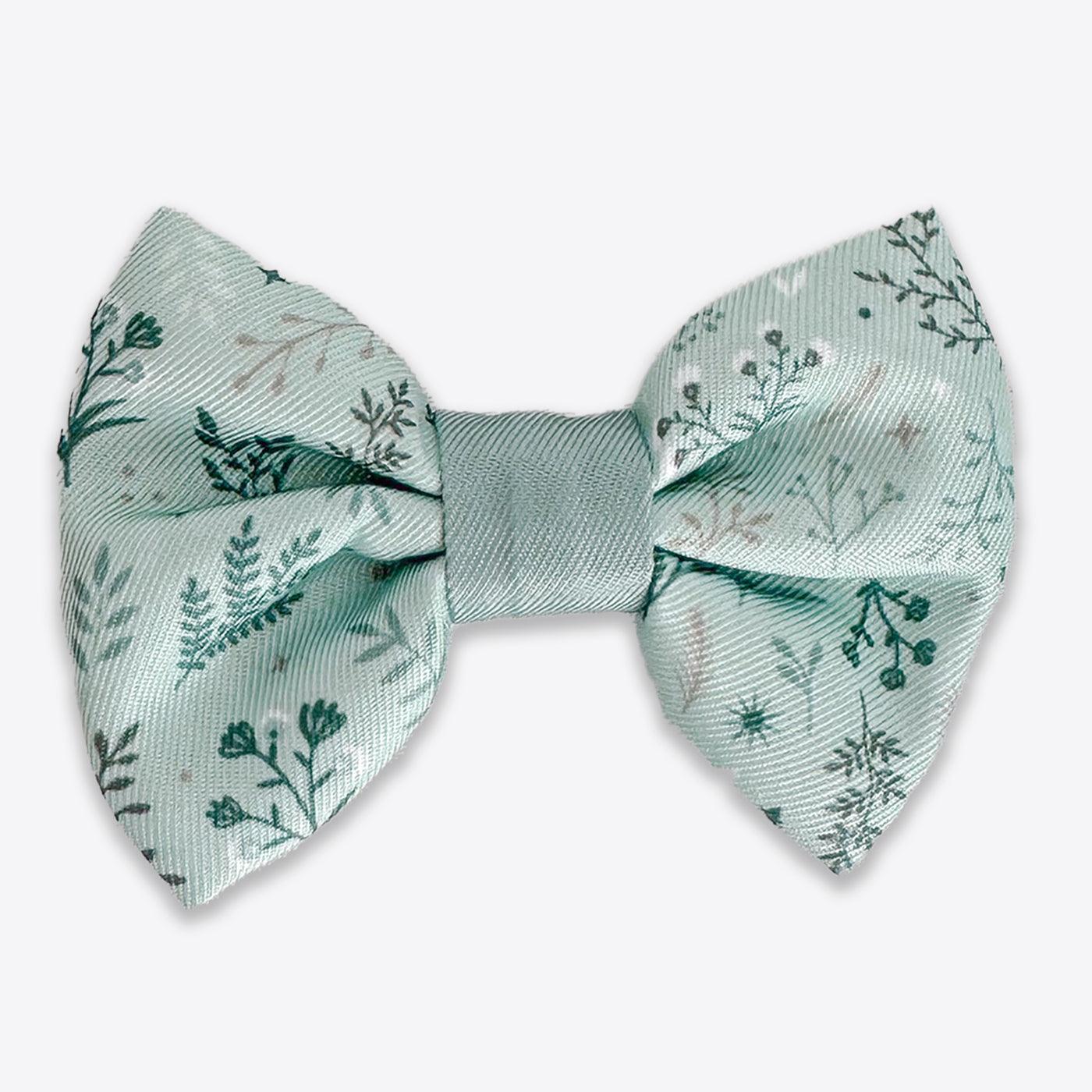 Wyld Cub - Dog Bow Tie: Chiswick Pistachio | Luxury Home Accessories | Heulog Glow