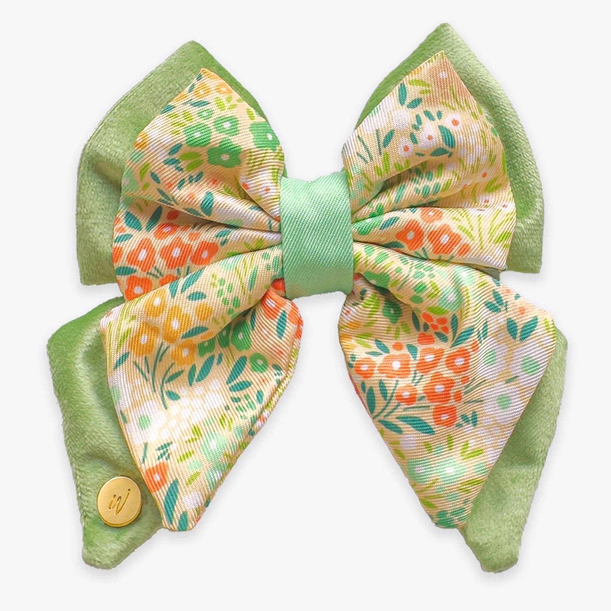 Wyld Cub - Dog Butterfly Bow Tie: Notting Hill Lemongrass | Luxury Home Accessories | Heulog Glow