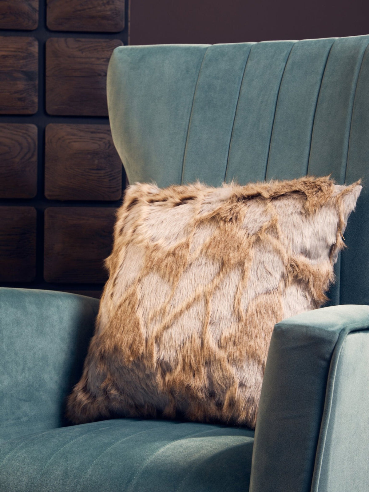 Zamora Green Velvet Accent Chair With Gold Finish Legs | Luxury Home Accessories | Heulog Glow